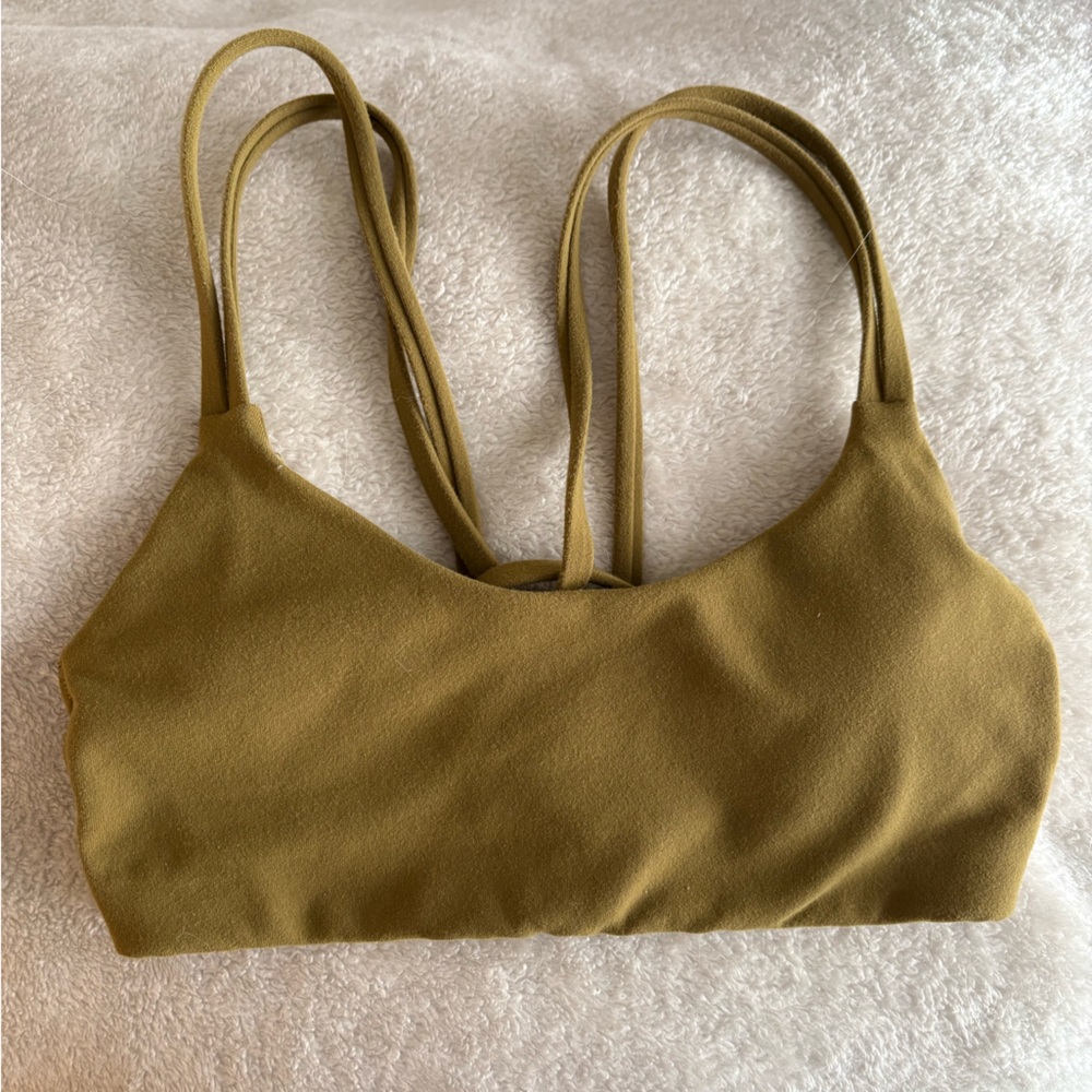 Aritzia TNAction TNA life flexion sports bra XS